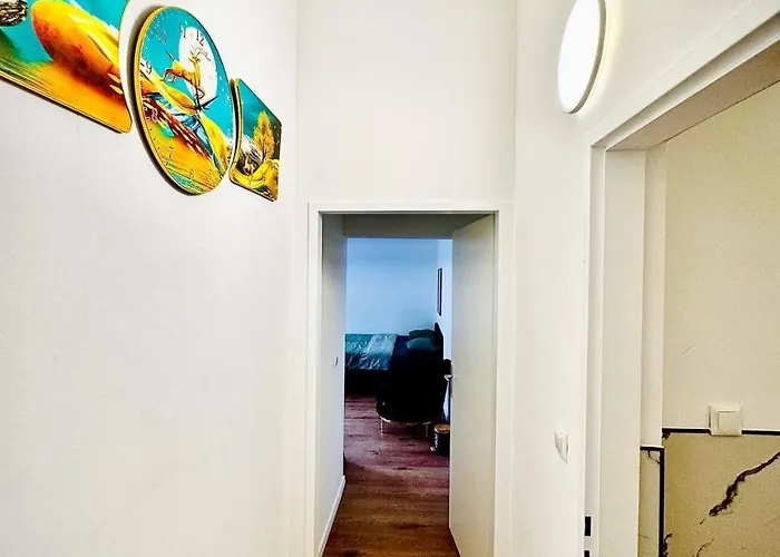 Apartment Cozy In Maerzstrasse Area Mz37